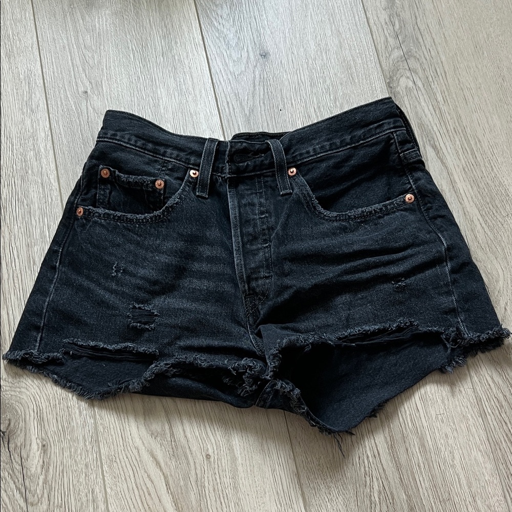 LEVI Black Denim Women Shorts size 26